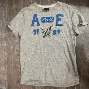 Men’s American Eagle t-shirt